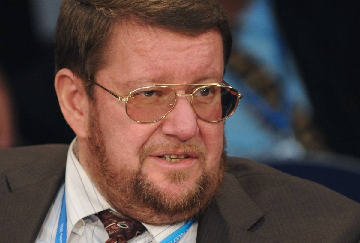 Евгений Сатановский:Так и неважно, какое г-но в США станет президентом. Ни Путину. Ни кому бы то ни было ещё Евгений Сатановский:Так и неважно, какое г-но в США станет президентом. Ни Путину. Ни кому бы то ни было ещё