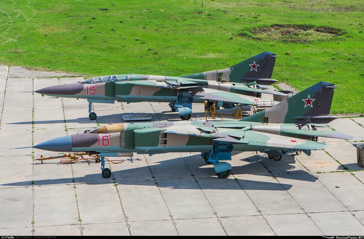 Истребители МиГ-23 которые так хочет получить КНДР. Фото: Fairfly.