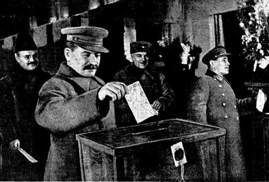 Зачем Хрущёв уничтожил завещание Сталина