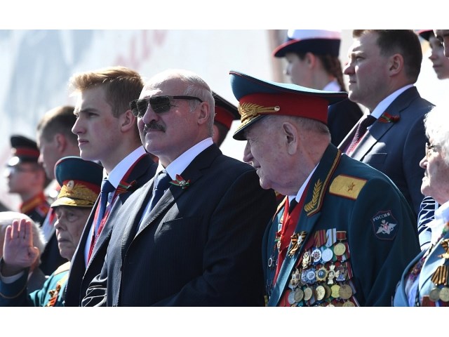 Белоруссия: диалог с петлёй на шее Белоруссия: диалог с петлёй на шее геополитика