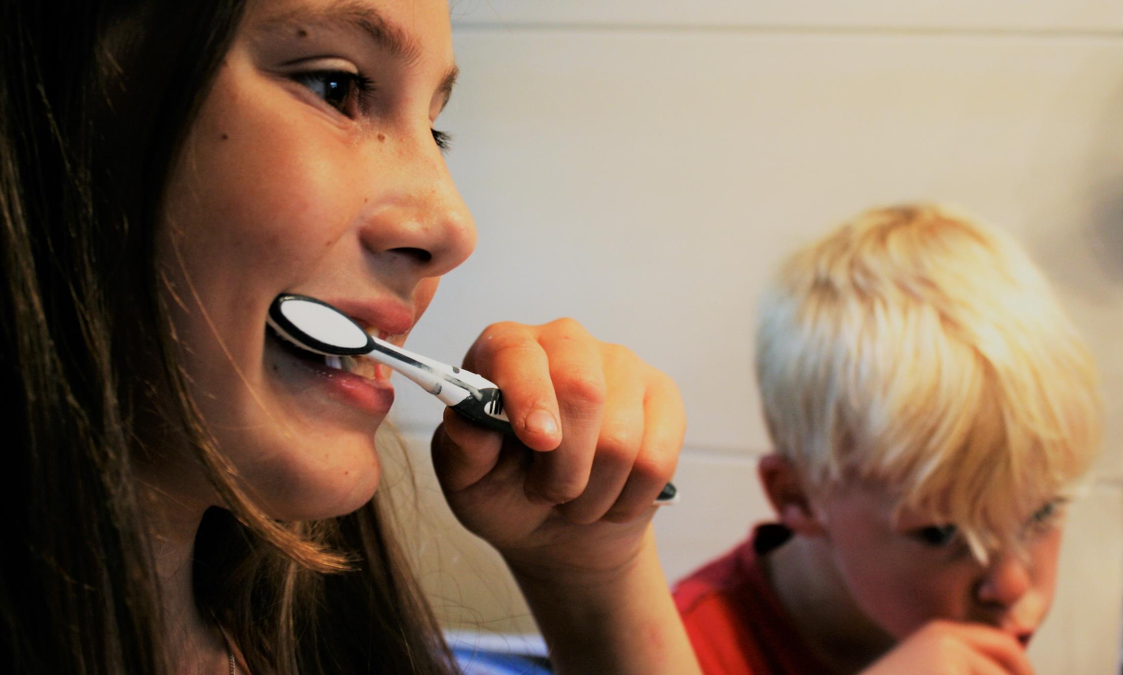 Юных северодвинцев приглашают на профилактические осмотры к стоматологу