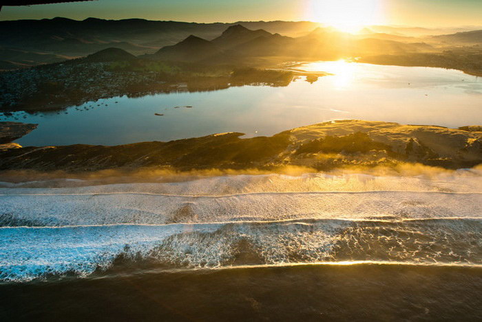 Красота моря в фотографиях Chris Burkard