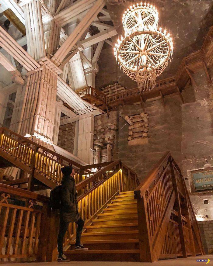 Польская соляная шахта выглядит как дворец познавательно