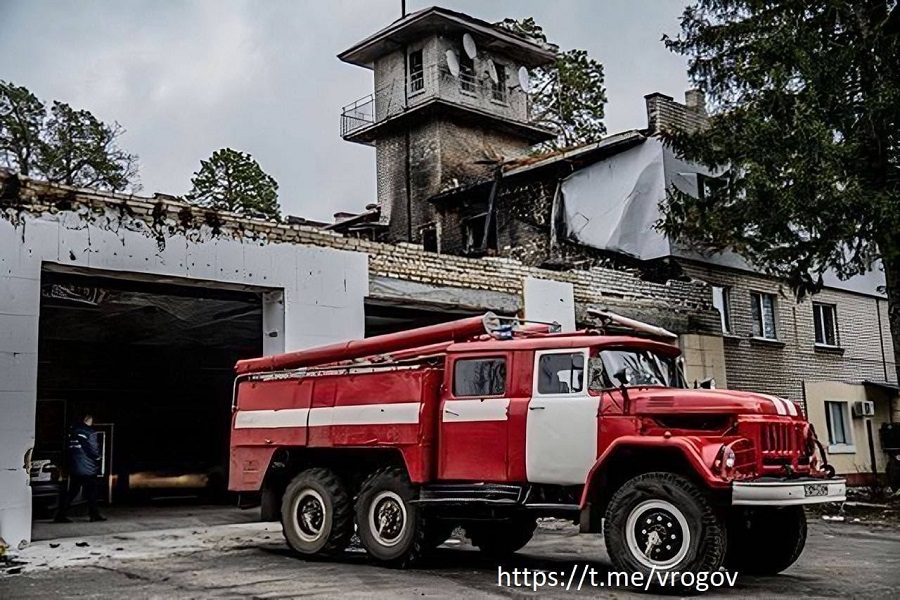 Националисты сообразили, что пожарники тушат пожары