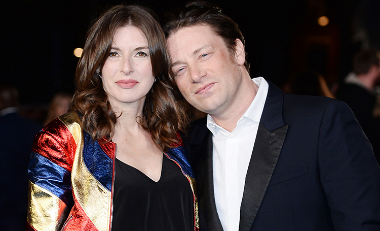 Жена Джейми Оливера пережила пятый выкидыш во время самоизоляции