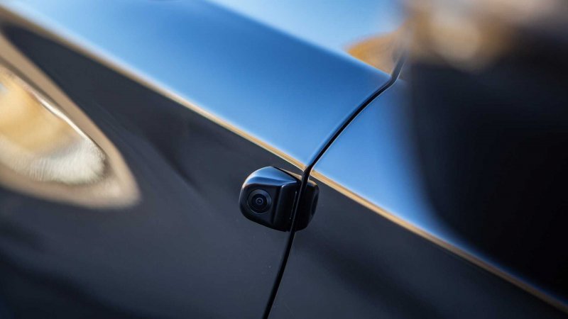 Бронированный Cadillac Escalade с невероятно роскошным салоном Бронированный Cadillac Escalade с невероятно роскошным салоном cadillac escalade