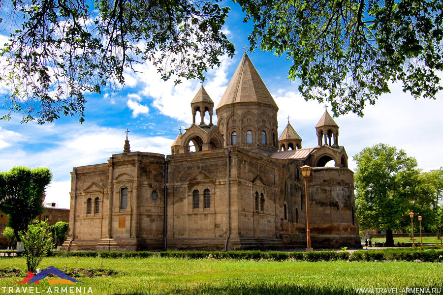Интересные факты про Армянскую Апостольскую Церковь