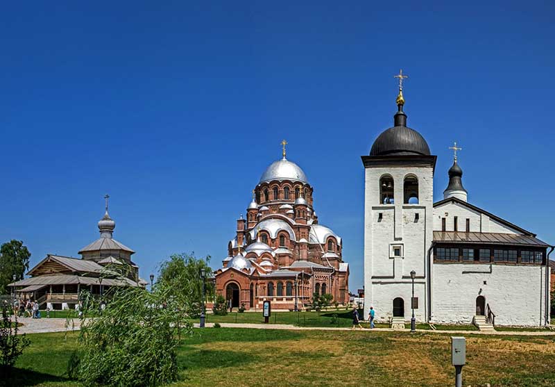 Свияжск  Самый старинный монастырь — Иоанно-Предтеченский