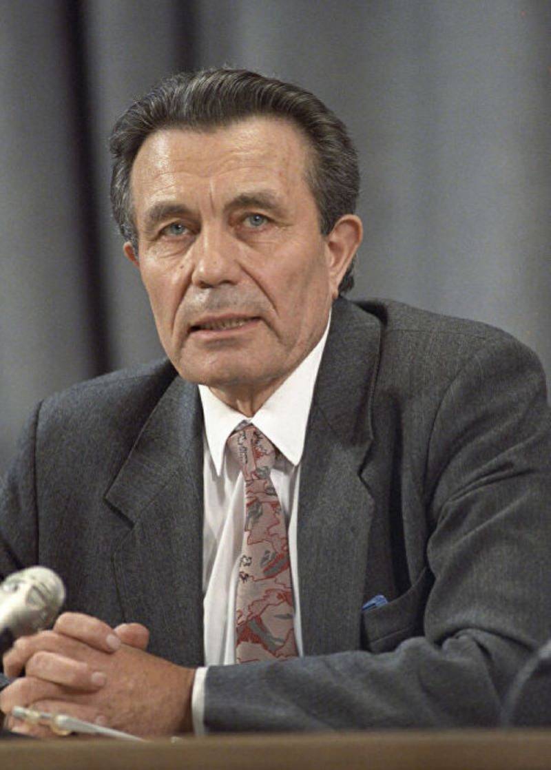 Второй эшелон ГКЧП: они сражались за родину? Второй эшелон ГКЧП: они сражались за родину? история,россия