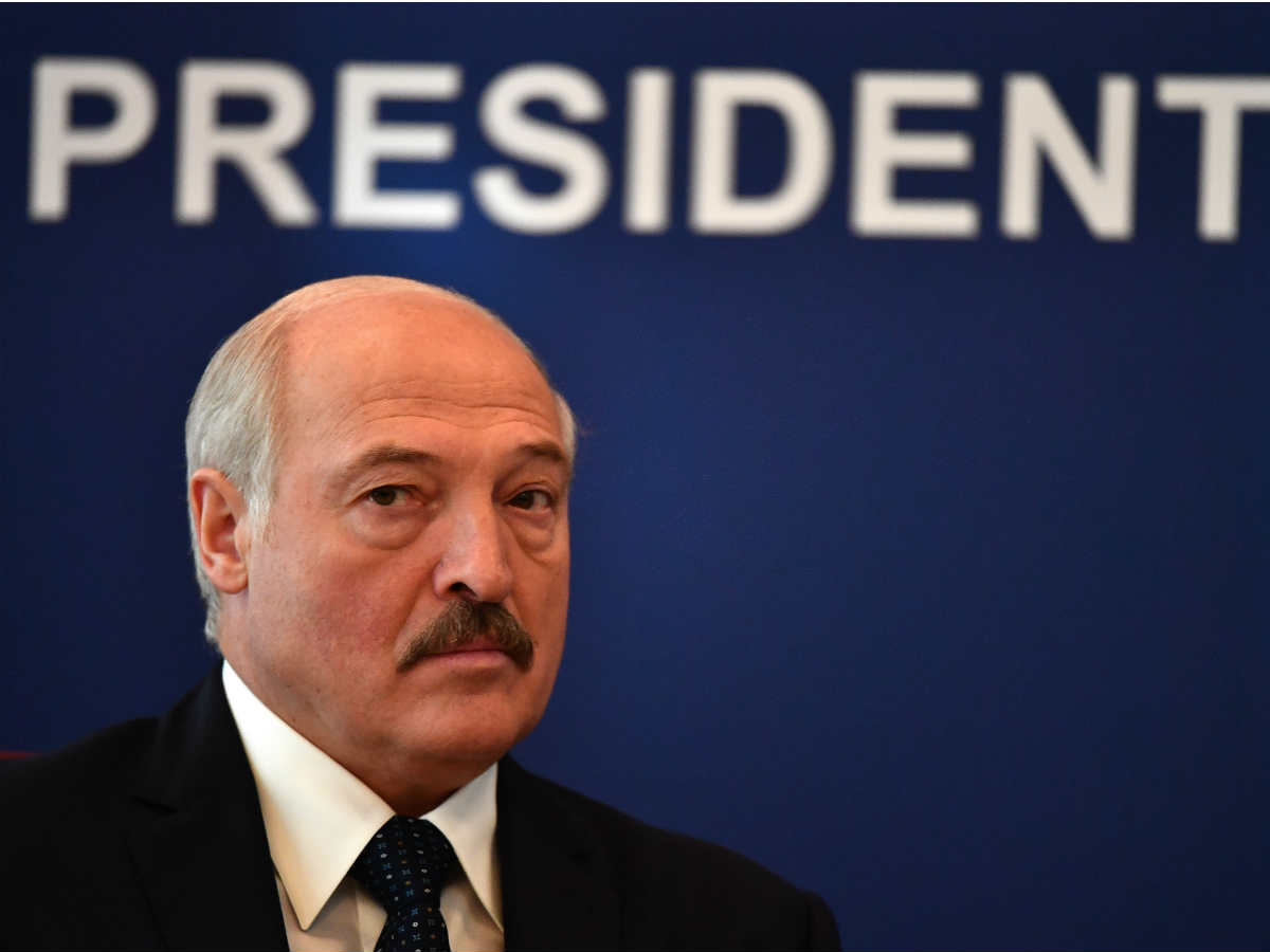 Лукашенко: большинство протестующих - это безработные с криминальным прошлым