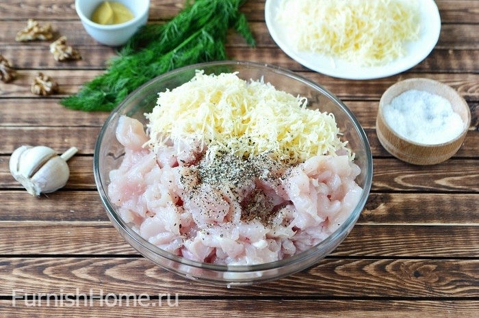 Рулет из курицы с грецкими орехами Рулет из курицы с грецкими орехами
