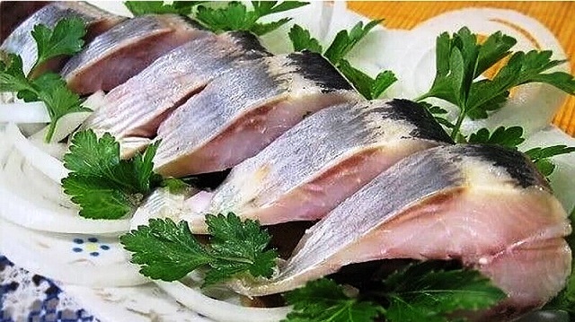 Селедка с луком