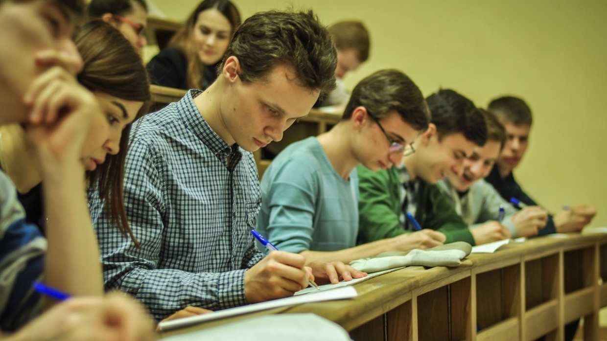 Актриса Мария Мельникова отметит лучших выпускников петербургских школ