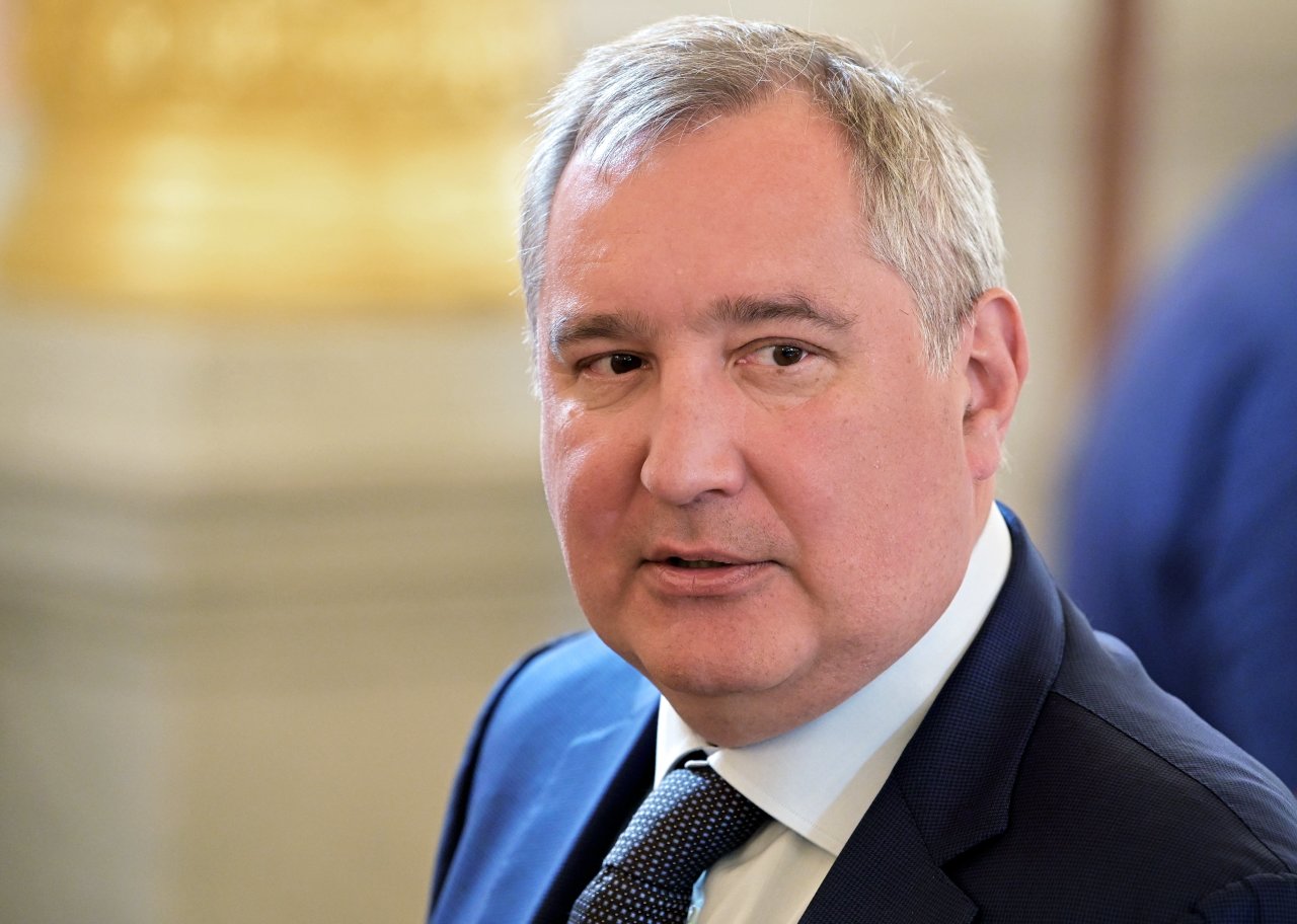 Рогозин: Россия должна приступить к созданию новой орбитальной станции