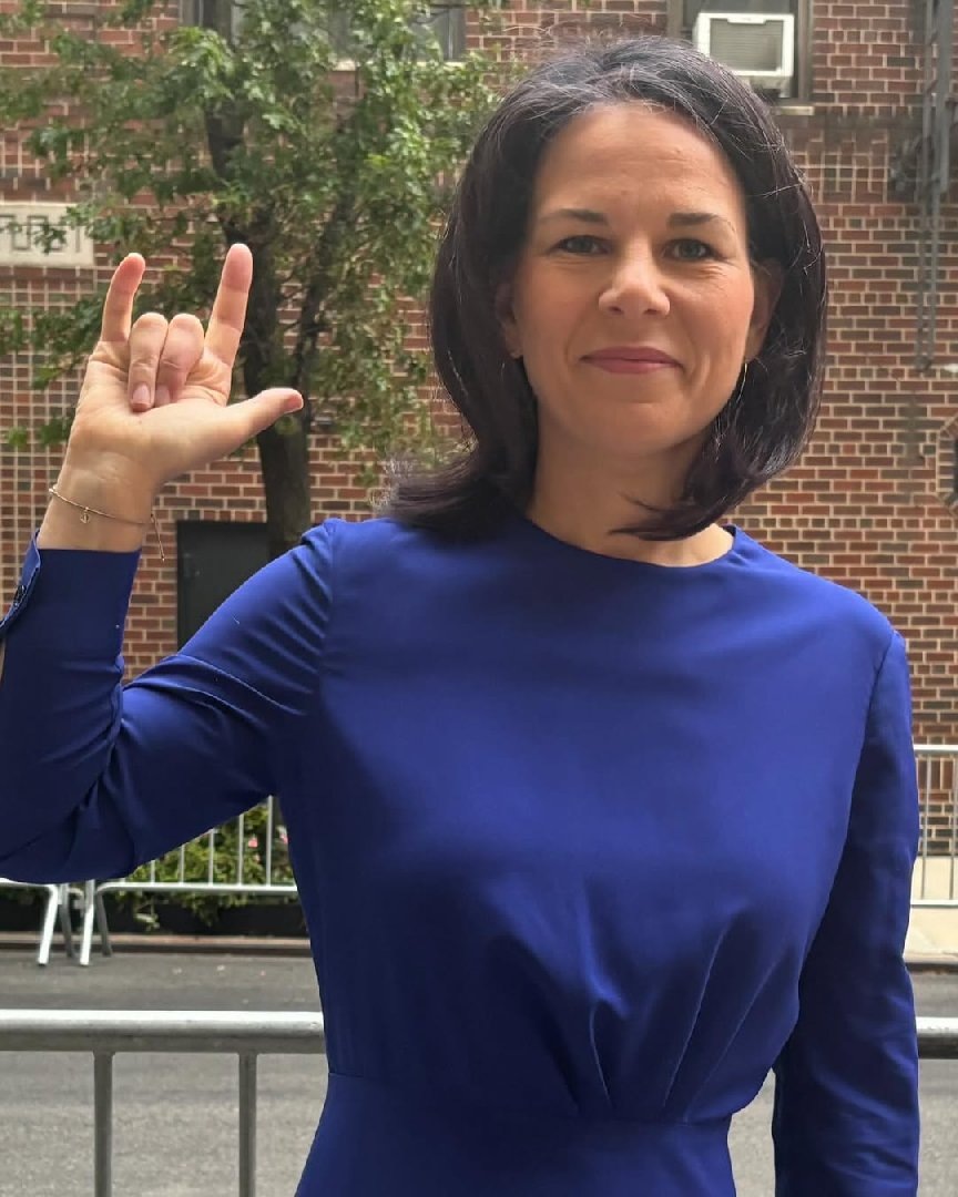  Instagram* / abaerbock)