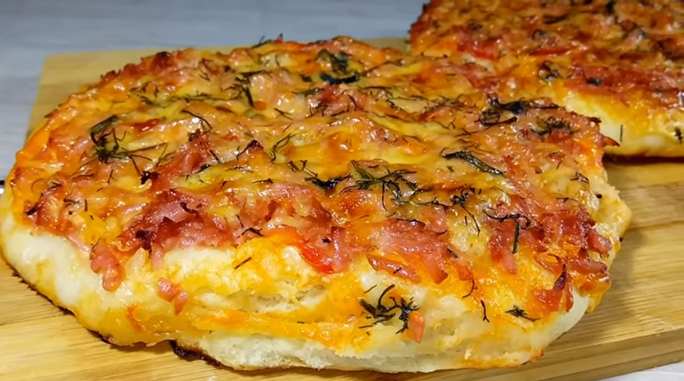 Вкусная мини-пицца для быстрого перекуса: уникальный рецепт