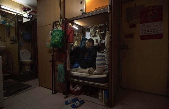 В каких условиях живут люди в Гонконге: ужасные 