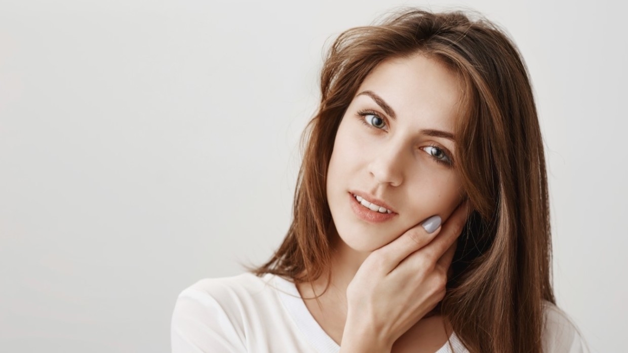 Косметолог предупредила об опасности использования термальной воды в жару