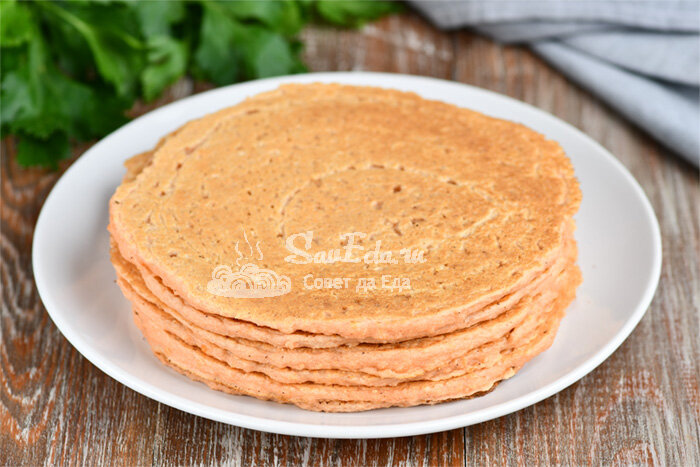 Эти лепешки готовятся быстро и просто. Вкус у них свой особенный и он не похож на вкус других дрожжевых или бездрожжевых лепешек. Лепешки готовятся без муки и всего из 3 ингредиентов.-8