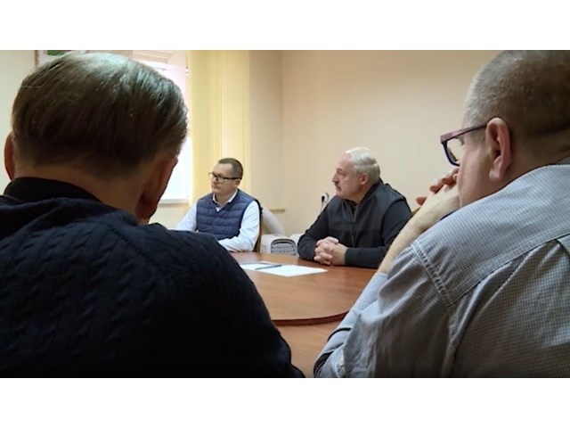 Белоруссия: диалог с петлёй на шее Белоруссия: диалог с петлёй на шее геополитика