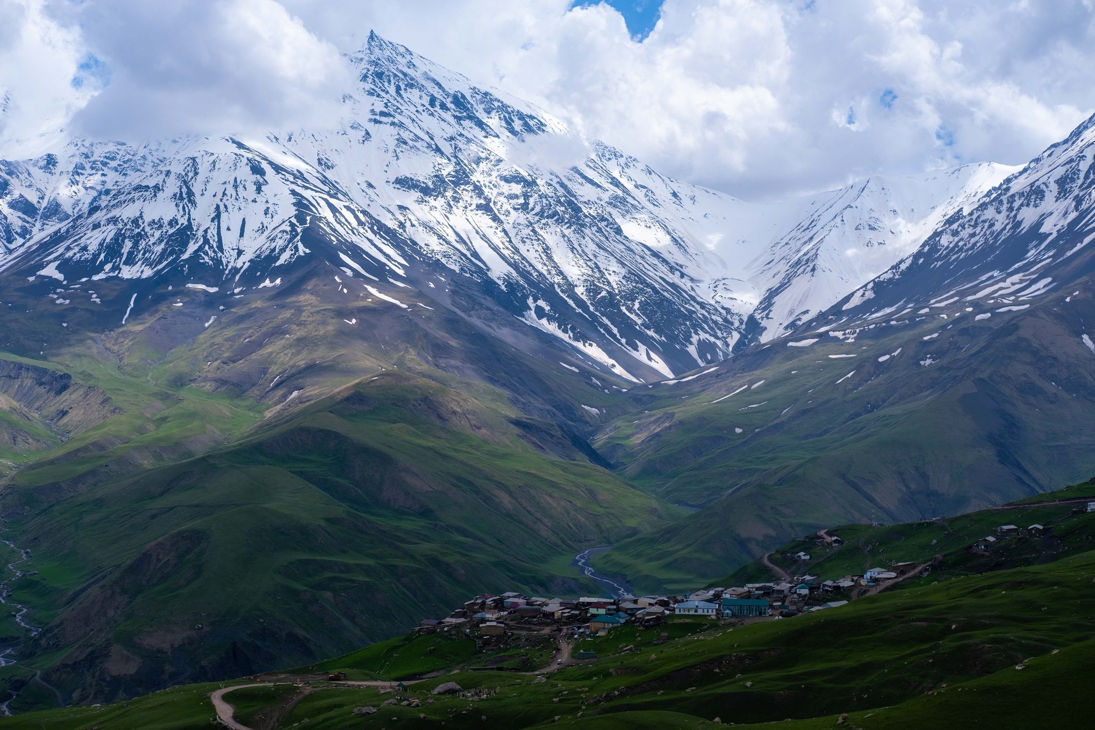 Кавказские горы азербайджан