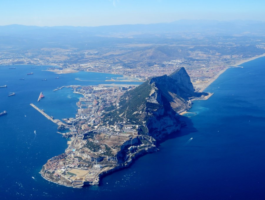 Подписание соглашения по Брекситу не решило проблему Гибралтара 