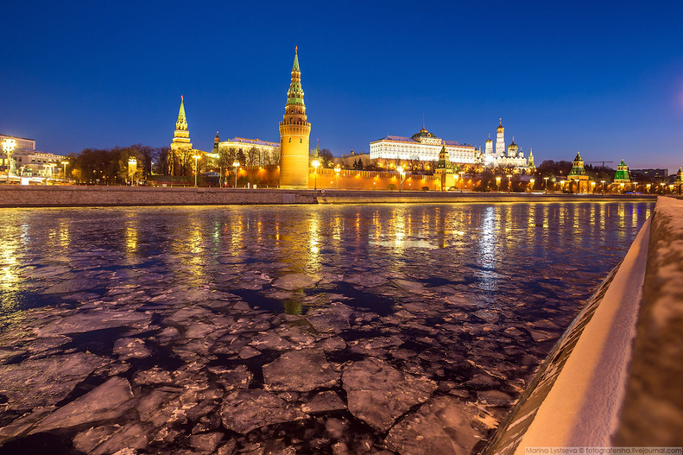 Москва покрылась льдом