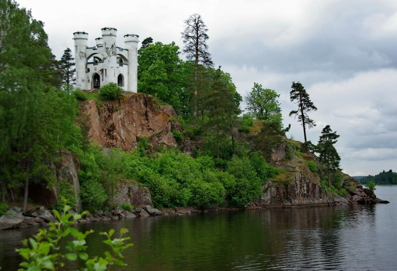 Семь малоизвестных достопримечательностей под Петербургом, о которых молчат гиды 