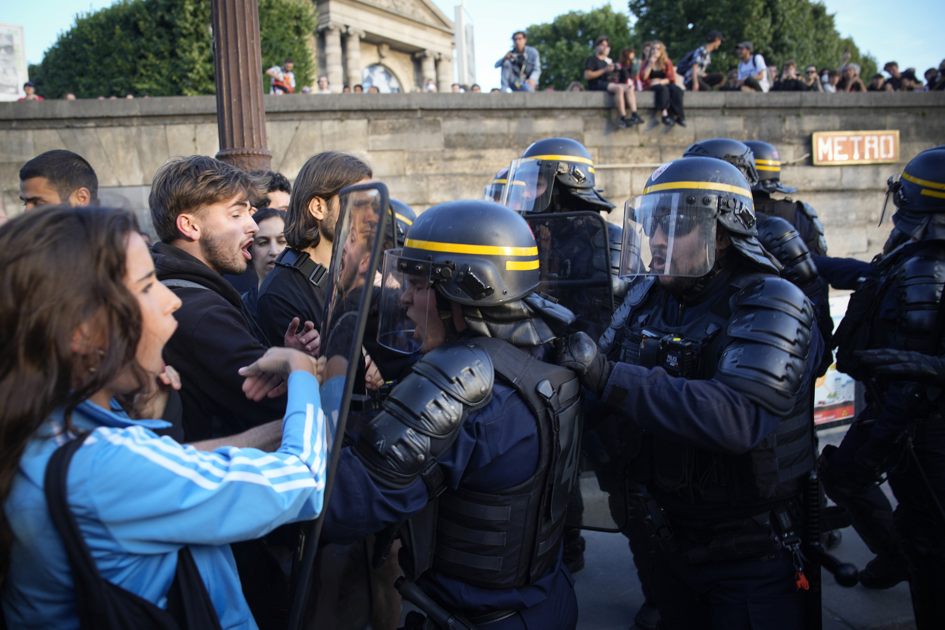 протесты в франции