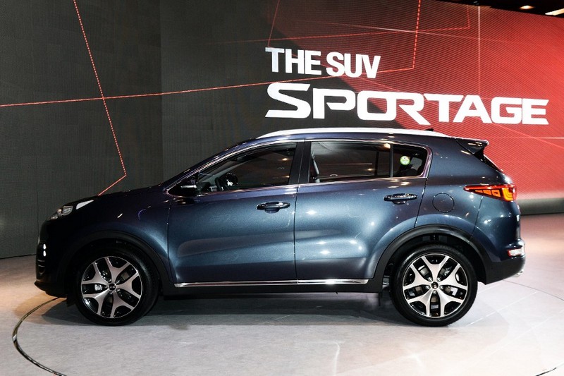 Kia Sportage 2021 синий