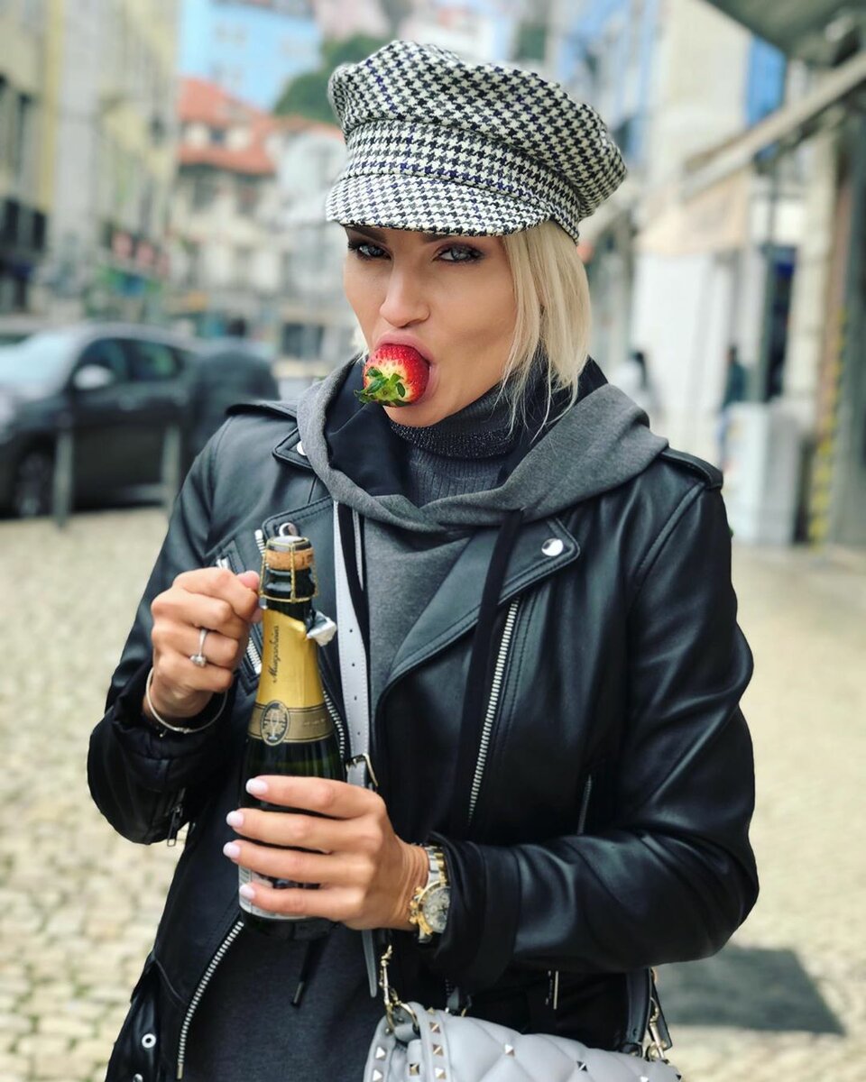 С какими красотками встречаются наши футболисты? Им всегда все самое лучшее 