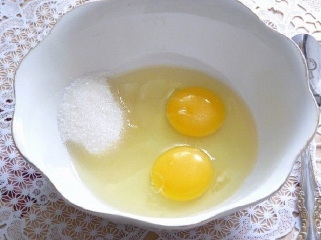 сахар и яйца