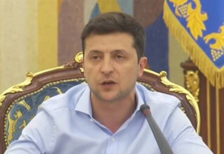 Зеленскому пригрозили переворотом, если тот отменит закон о языке