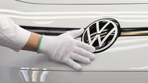 Volkswagen случайно показала новое название своего подразделения в США – Voltswagen