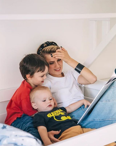 Дарья Мельникова прокомментировала слухи о расставании с Артуром Смольяниновым Звезды,Звездные пары