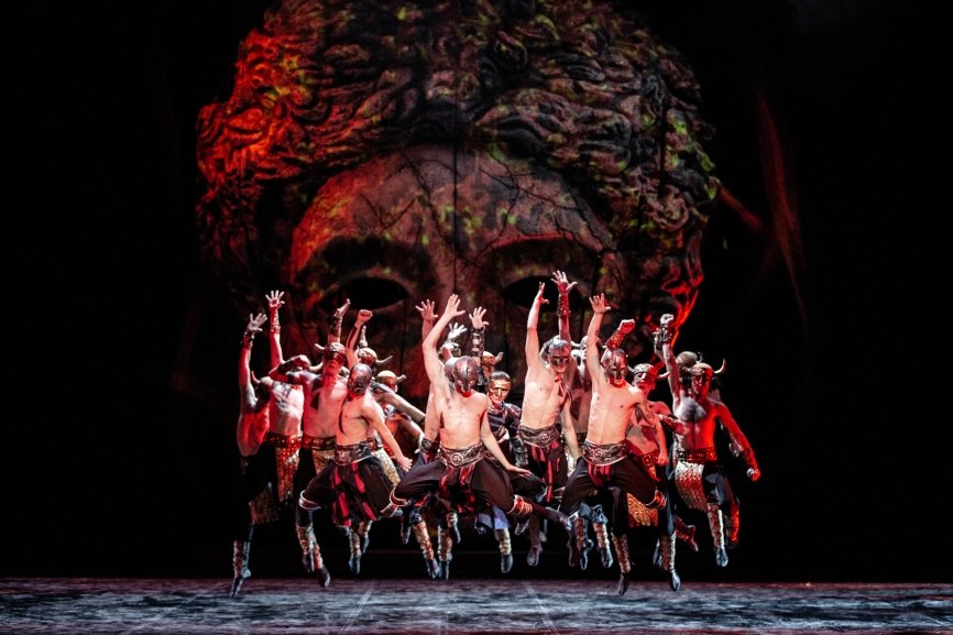 Первые гастроли балета-притчи «Три маски короля» состоятся в Петербурге