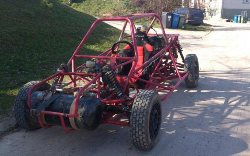 Студент превратил ЗАЗ-965 «Запорожец» в крутой хот-род на кастомном шасси Студент превратил ЗАЗ-965 «Запорожец» в крутой хот-род на кастомном шасси автосамоделки