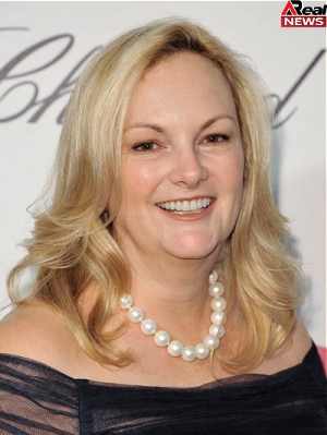 История о том как американская бандитская семья Херст - первых медиамагнатов Америки и родоначальников фейк-ньюз , спровоцировала войну между США и Испанией .Семейка Hearst - война ,бандитизм, ложь и деньги . История о том как американская бандитская семья Херст - первых медиамагнатов Америки и родоначальников фейк-ньюз , спровоцировала войну между США и Испанией .Семейка Hearst - война ,бандитизм, ложь и деньги . геополитика,история