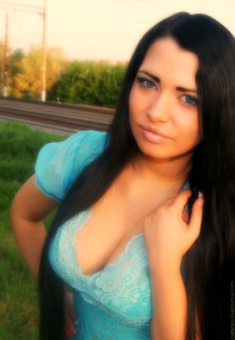 Девушки из социальных сетей  позитив