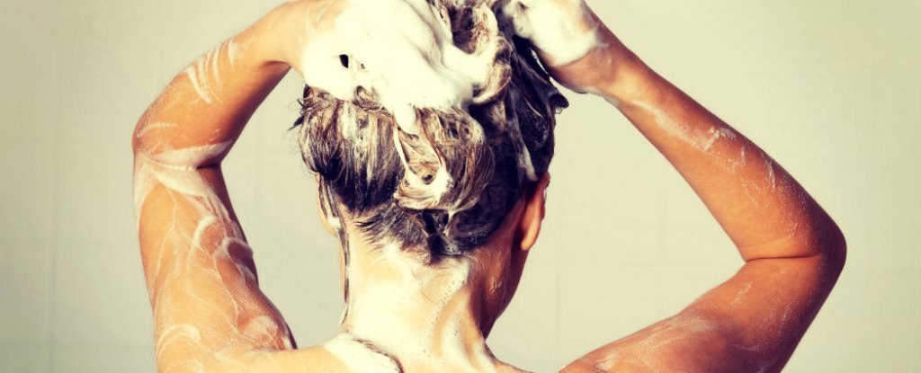 Правильное мытье головы: советы ученых