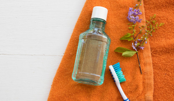 Как термальная вода помогает в лечении зубов?