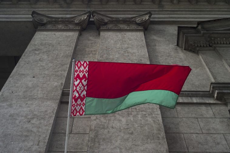 Белоруссия осталась лидером среди всех должников России. И взяла новый кредит