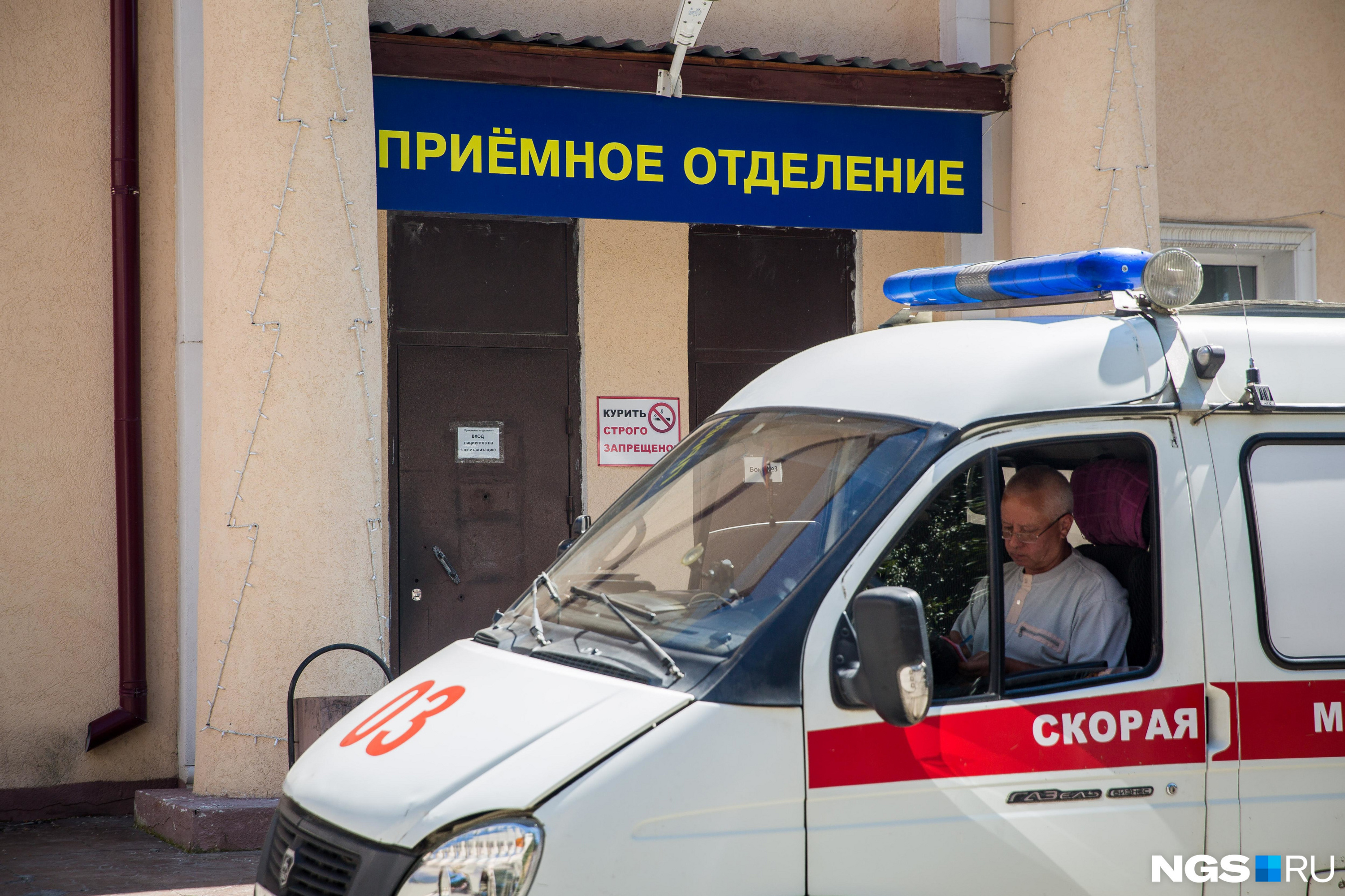 В Воронежском институте МВД массово отравились курсанты: к врачам обратились 33 человека