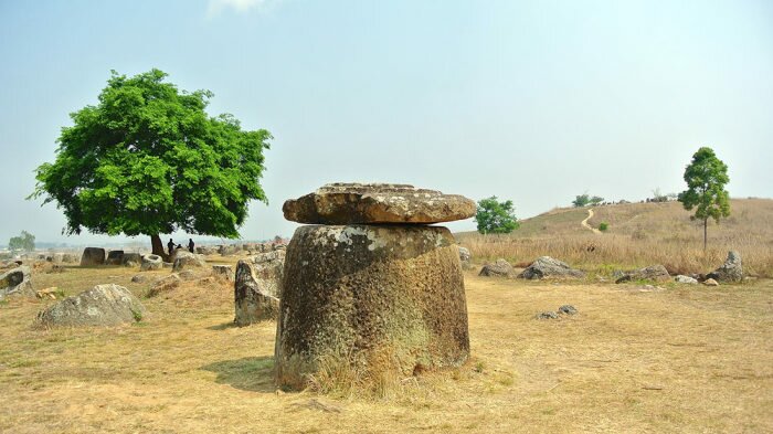 «Долина каменных кувшинов» в Лаосе