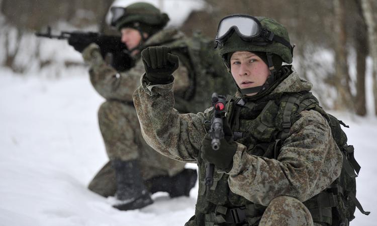 Испытания перспективных элементов боевой экипировки "Ратник" военнослужащих Сухопутных войск  Фото: ТАСС