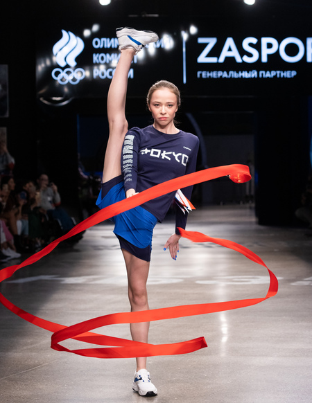 Яна Рудковская и Евгений Плющенко с сыном, Саша Савельева и другие на показе спортивной коллекции Яна Рудковская и Евгений Плющенко с сыном, Саша Савельева и другие на показе спортивной коллекции Мода,Новости моды