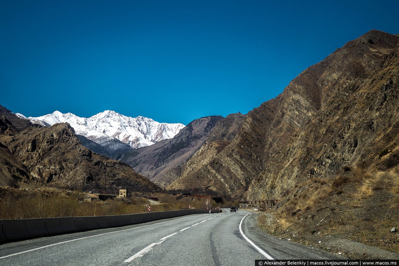 дороги в горах кавказа