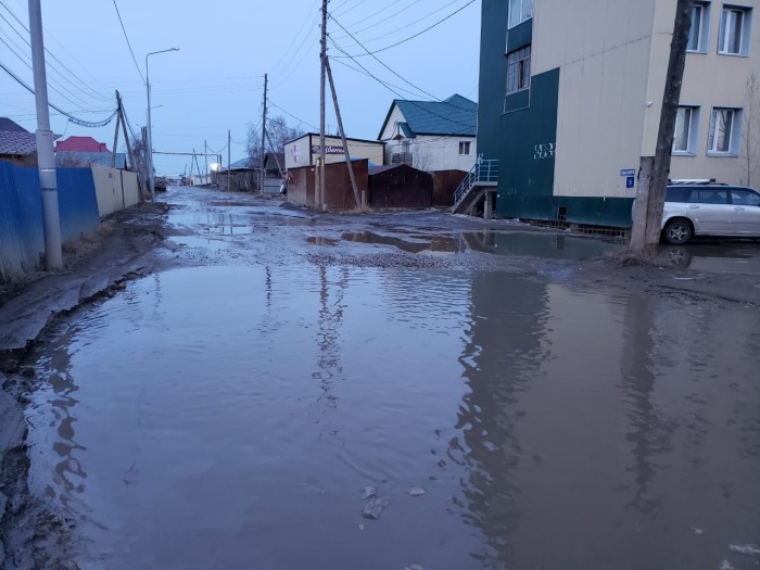 Попробуй пойми насколько много под водой. Точно одно - они там есть. | Фото: news.ykt.ru