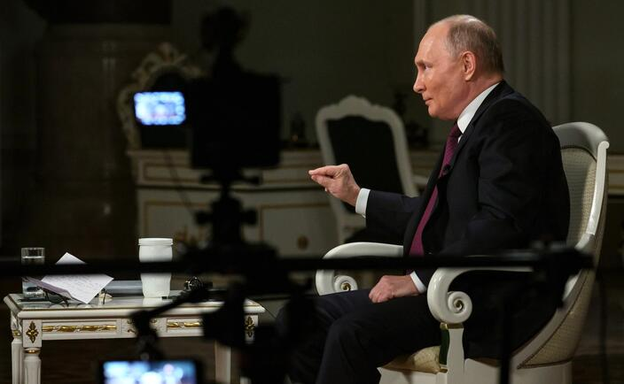  Интервью Владимира Путина американскому журналисту Такеру Карлсону стало главной новостью этой недели. Ничего подобного не случалось с февраля 2022 г.-2