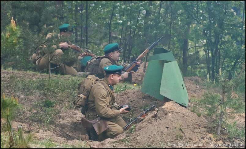 Пограничные войска в великой отечественной. 22 Июня погран пограничники 1941 года. Пограничные войска НКВД 1941. Пограничники РККА 1941. Пограничная застава 1941 год.